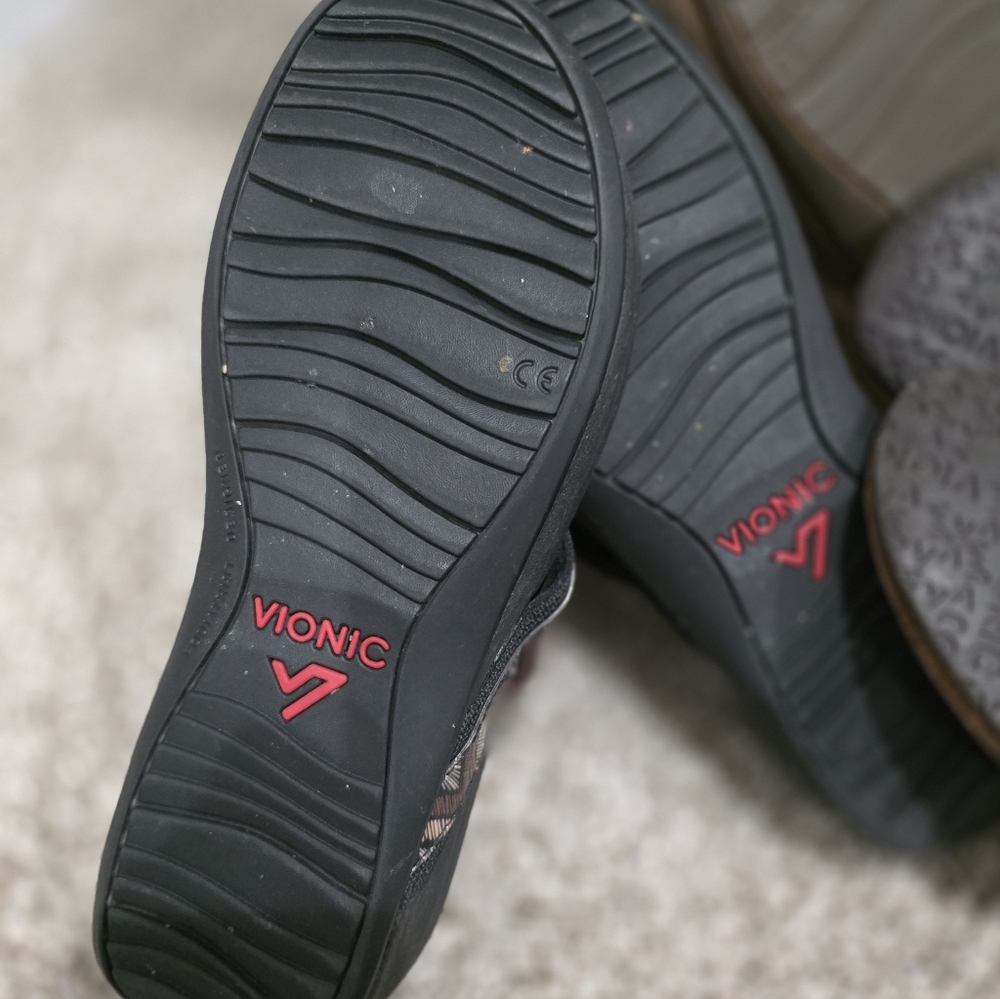 Vionic 3 Pair Bundle Size 7 US - image 10